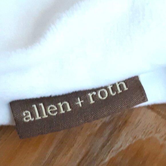 Allen + Roth Fancy Holiday Christmas Stocking Embroidered Floral Reindeer NWT - Picture 6 of 6